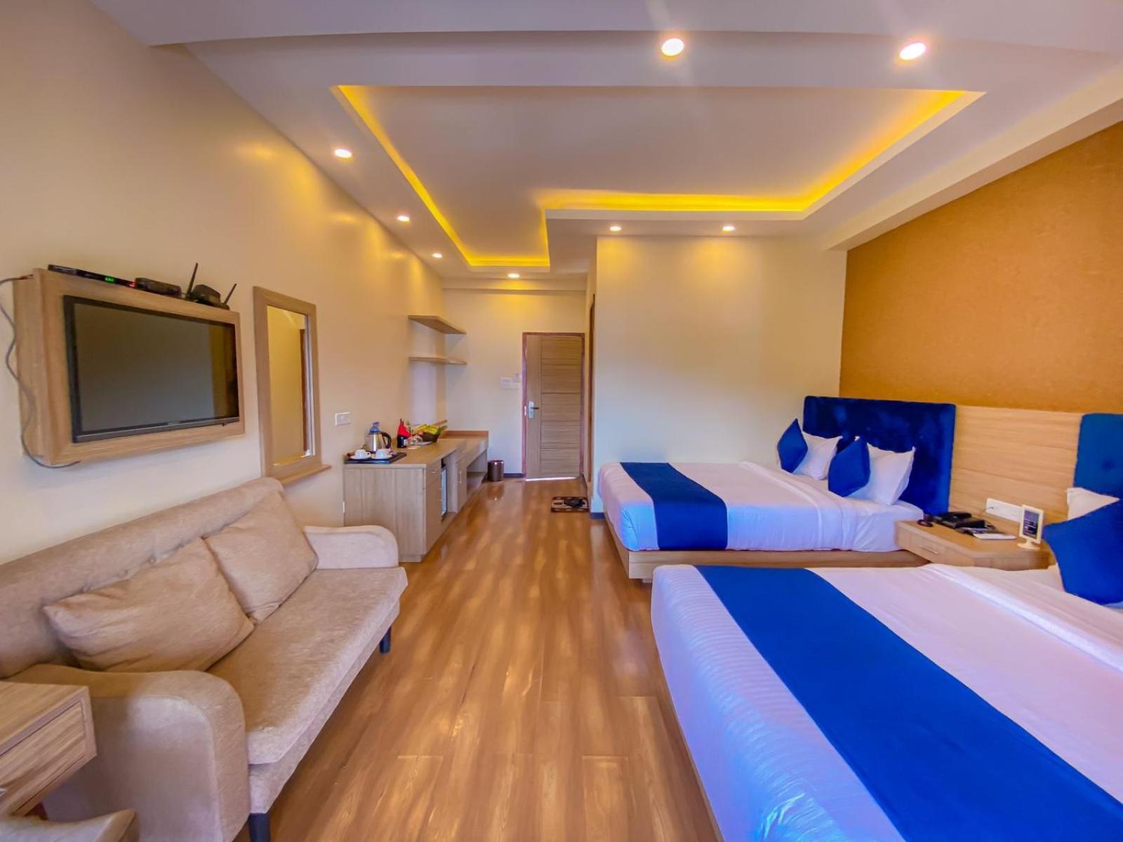 Majestic Lake Front Hotel & Suites Похара Екстериор снимка